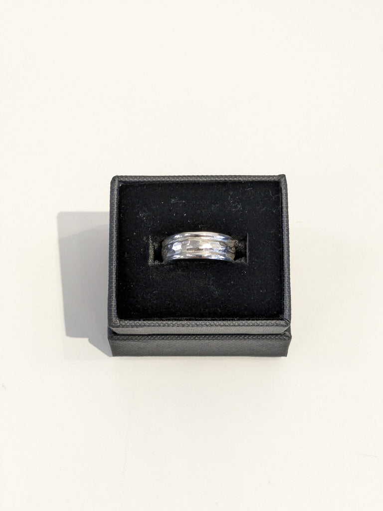 Lonely Wolf Silver Ring Textured Band